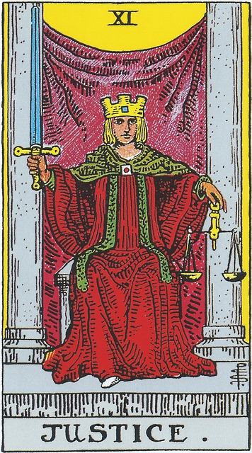 justice carte tarot